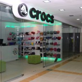 crocs