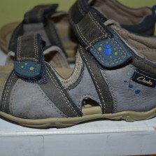 Босоножки Clarks 23р